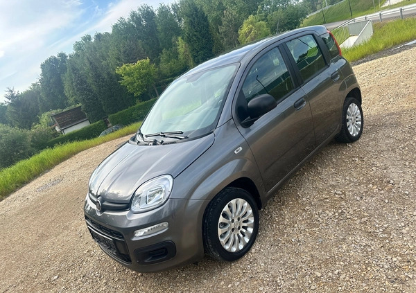 Fiat Panda cena 33900 przebieg: 100000, rok produkcji 2018 z Rychwał małe 137